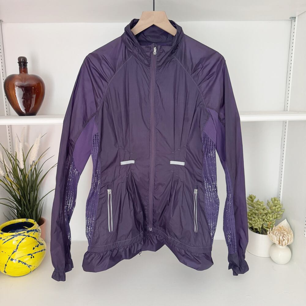 Lululemon Run Wild Windbreaker Jacket in Concord Grape Size 10